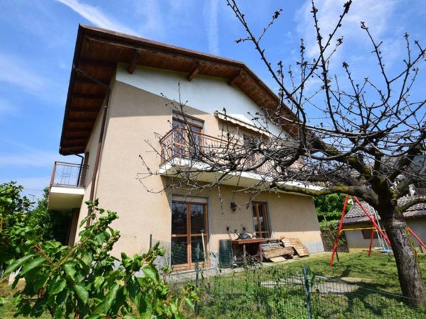 casa indipendente in vendita a Luserna San Giovanni in zona Airali