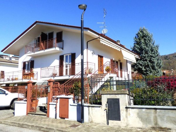 casa indipendente in vendita a Luserna San Giovanni in zona Airali