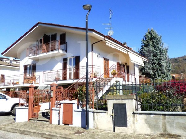 casa indipendente in vendita a Luserna San Giovanni in zona Airali