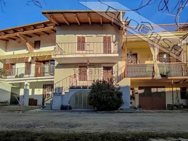 casa indipendente in vendita a Luserna San Giovanni