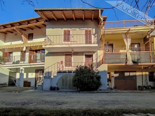 casa indipendente in vendita a Luserna San Giovanni in zona Luserna
