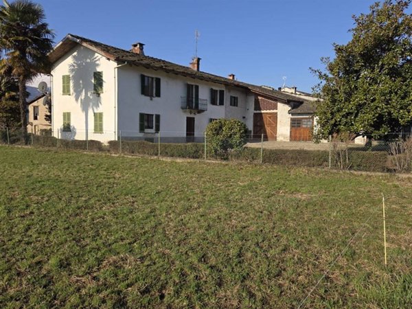 casa indipendente in vendita a Luserna San Giovanni in zona Luserna