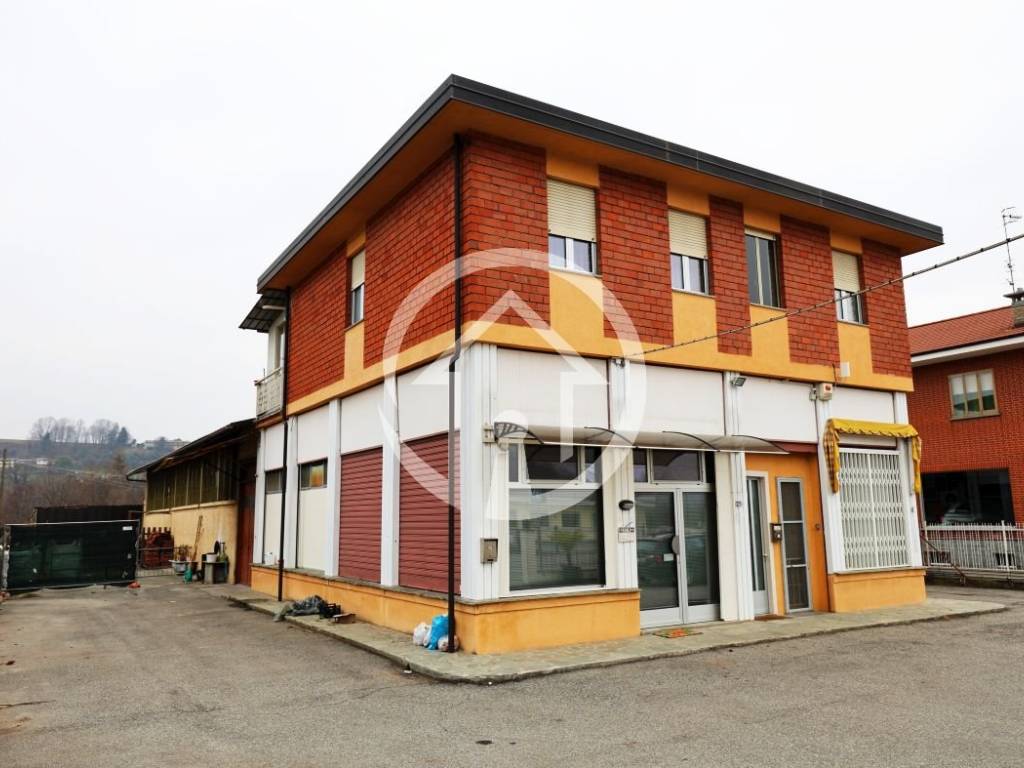 negozio in vendita a Luserna San Giovanni in zona Airali