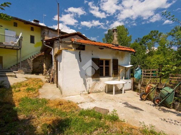 casale in vendita a Luserna San Giovanni