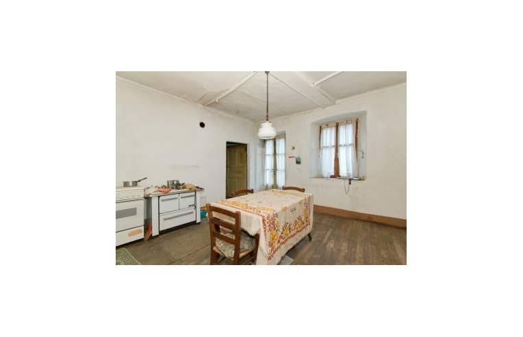 casale in vendita a Luserna San Giovanni in zona Luserna