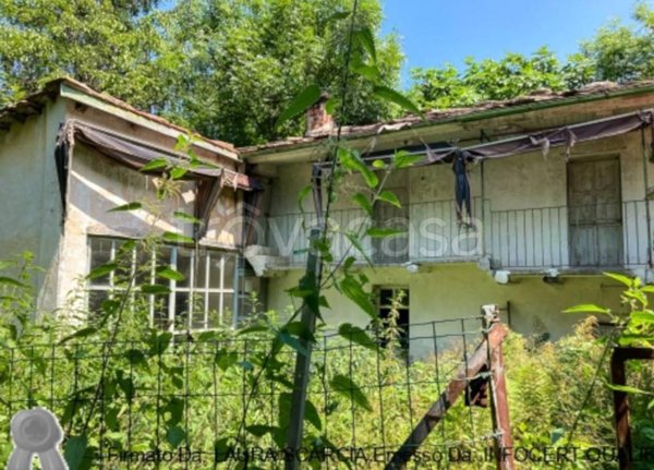 casa indipendente in vendita a Lusernetta