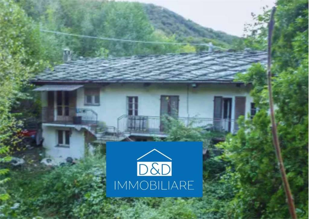 casa indipendente in vendita a Lusernetta