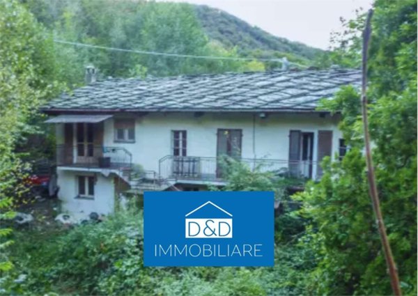 casa semindipendente in vendita a Lusernetta