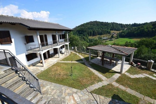 casa indipendente in vendita a Lusernetta