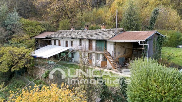 casa indipendente in vendita a Lusernetta