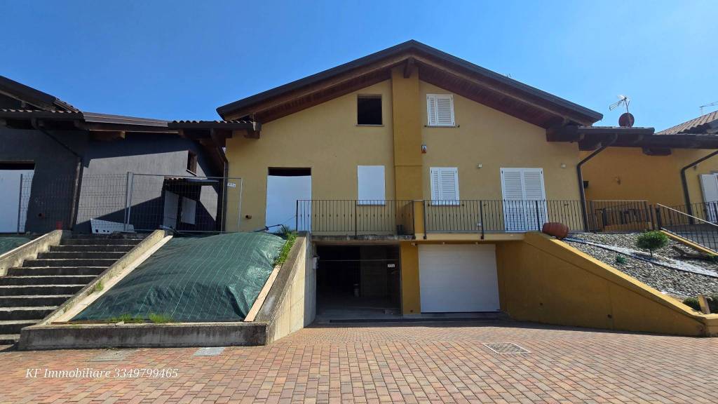 casa indipendente in vendita a Lusigliè