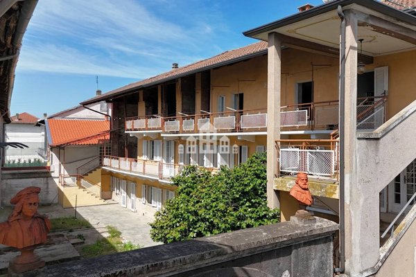 casa indipendente in vendita a Lusigliè