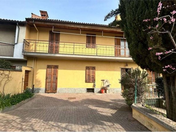 casa indipendente in vendita a Macello