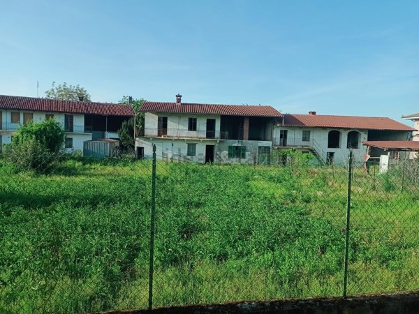 casa indipendente in vendita a Macello