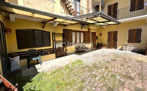appartamento in vendita a Maglione