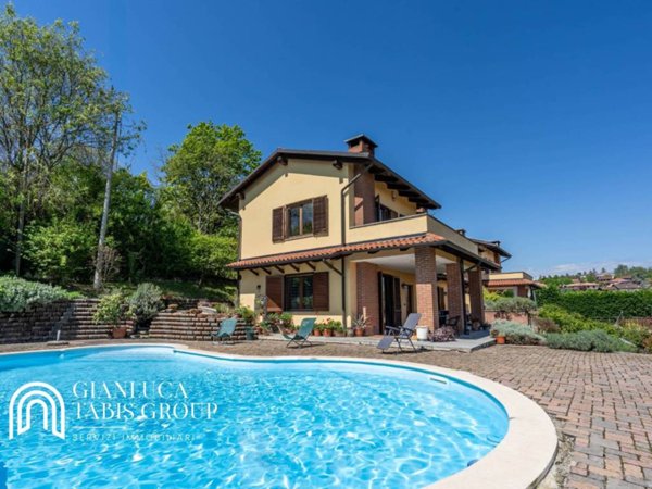 casa indipendente in vendita a Marentino