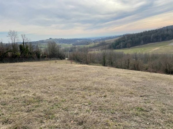 casa indipendente in vendita a Marentino