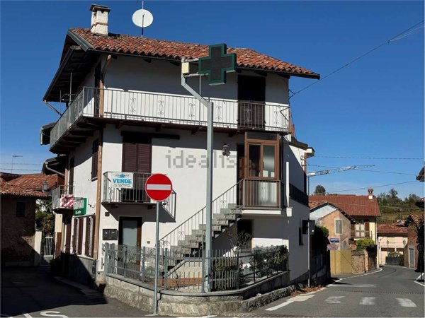 casa indipendente in vendita a Marentino