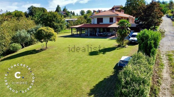 casa indipendente in vendita a Marentino