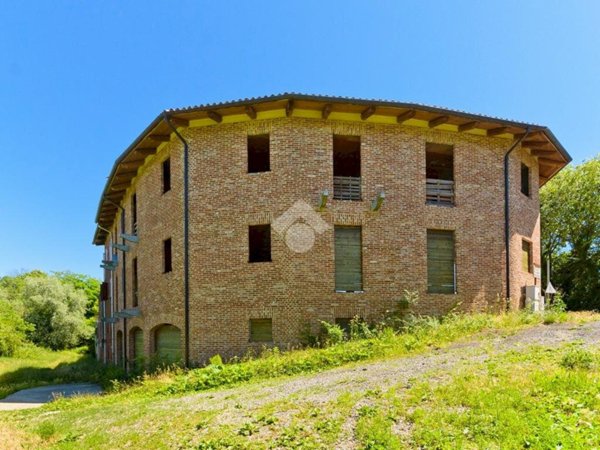 casa semindipendente in vendita a Marentino