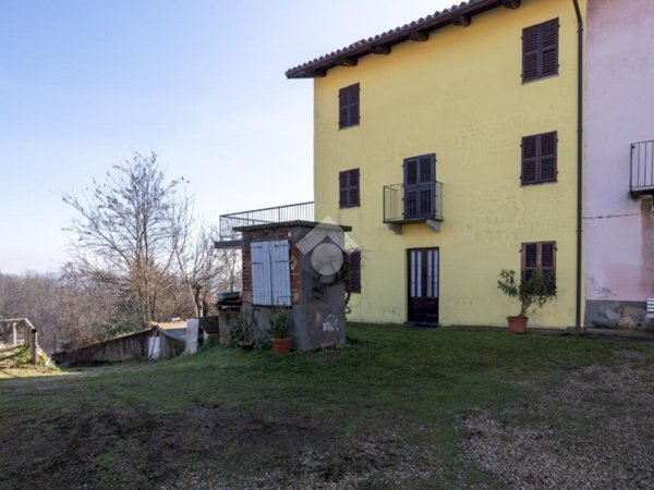 casa semindipendente in vendita a Marentino