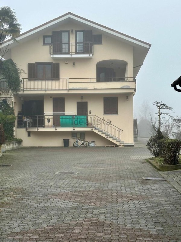 appartamento in vendita a Marentino