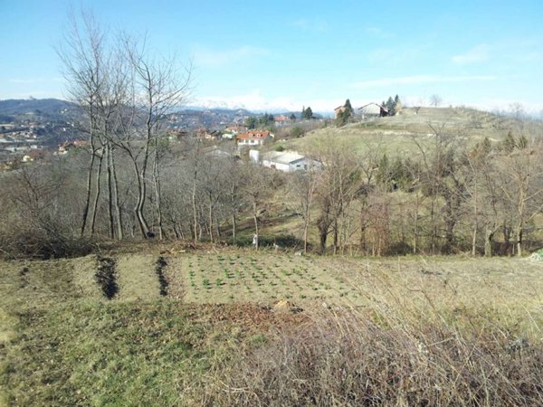 casa indipendente in vendita a Marentino