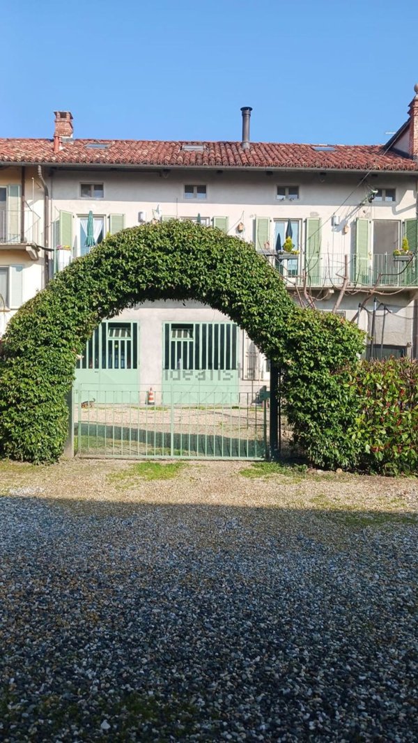 appartamento in vendita a Marentino