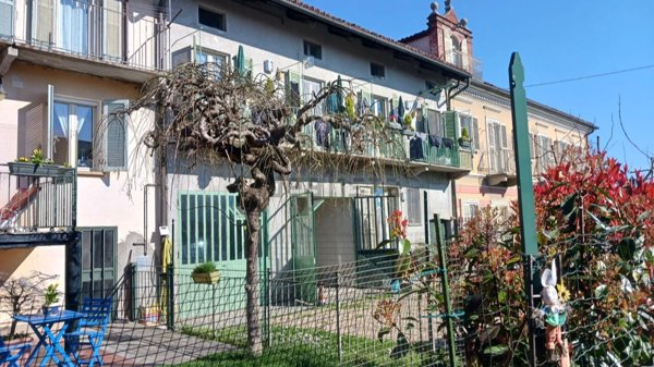 casa indipendente in vendita a Marentino
