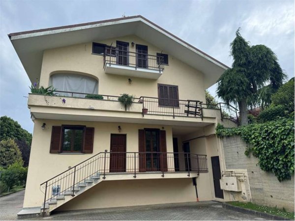 appartamento in vendita a Marentino