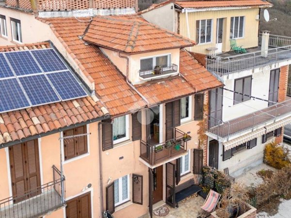casa indipendente in vendita a Marentino