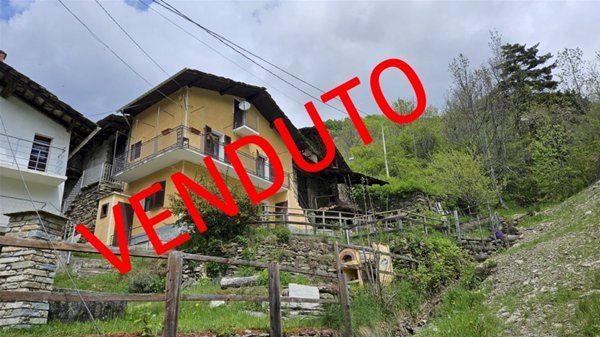 casa indipendente in vendita a Massello