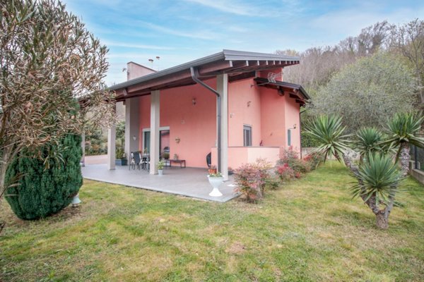 casa indipendente in vendita a Mathi