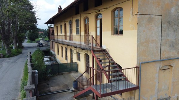locale di sgombero in vendita a Mathi