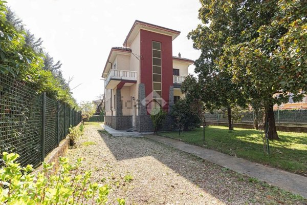 casa indipendente in vendita a Mathi