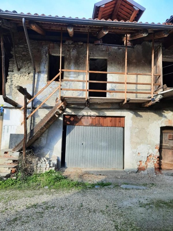 casale in vendita a Mathi