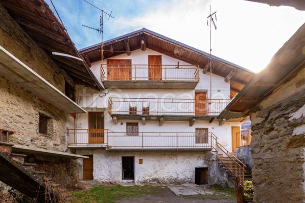 casa indipendente in vendita a Mattie