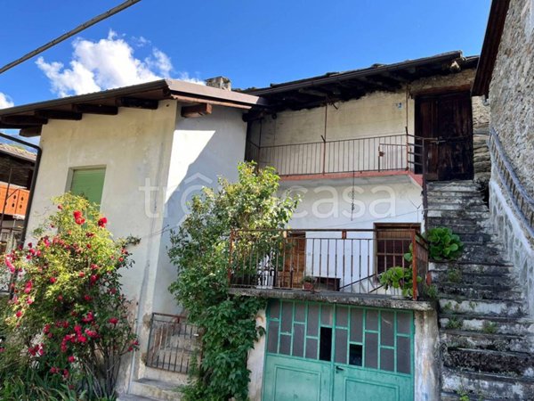 casa indipendente in vendita a Mattie