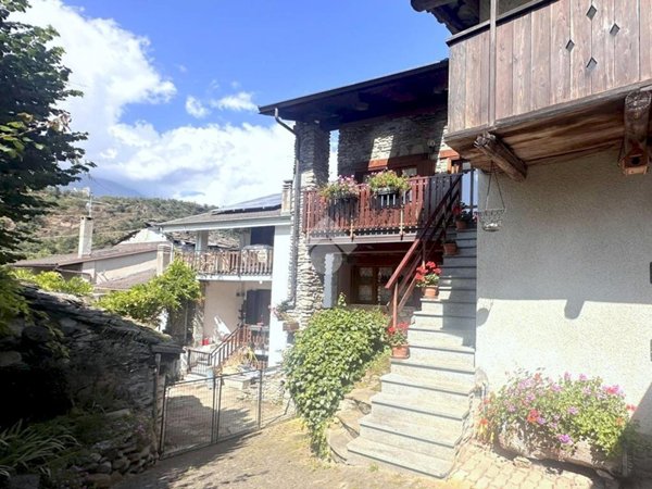 casa indipendente in vendita a Mattie