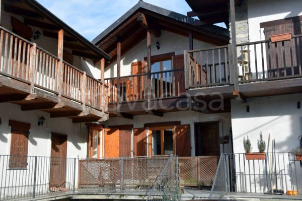 casa indipendente in vendita a Mattie