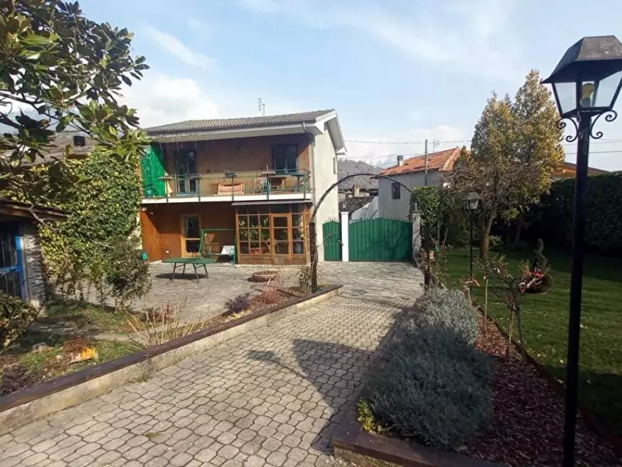 casa indipendente in vendita a Mattie