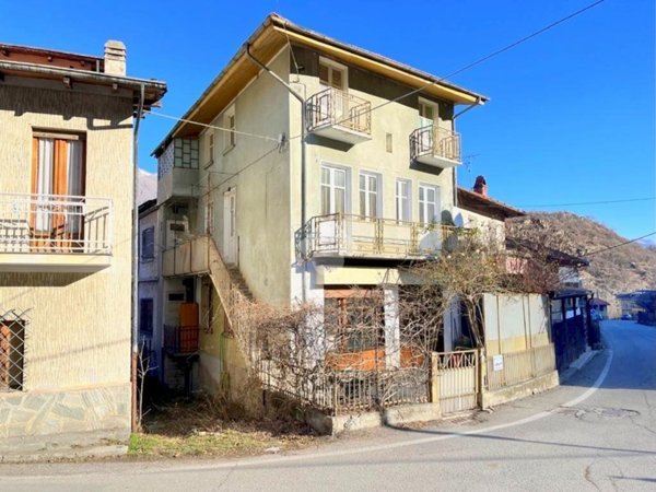 casa indipendente in vendita a Mattie