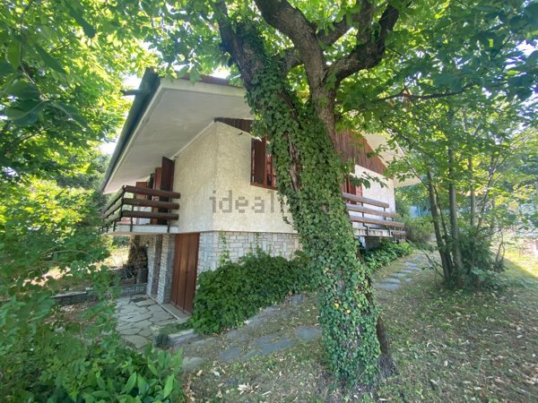 casa indipendente in vendita a Mattie