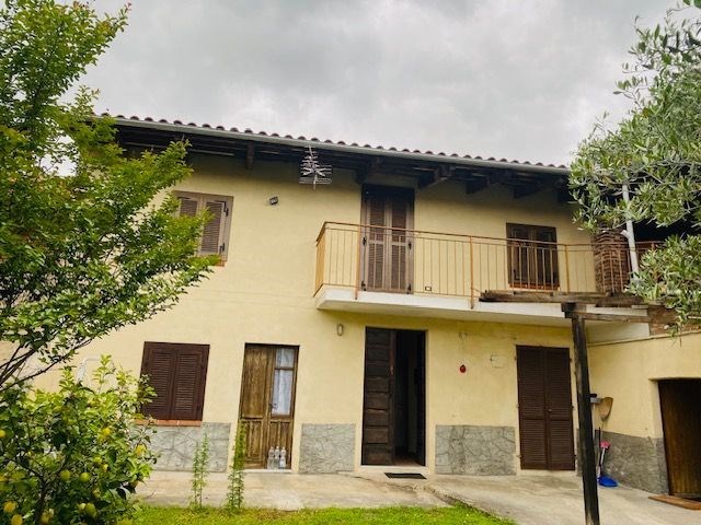 casa indipendente in vendita a Mazzè
