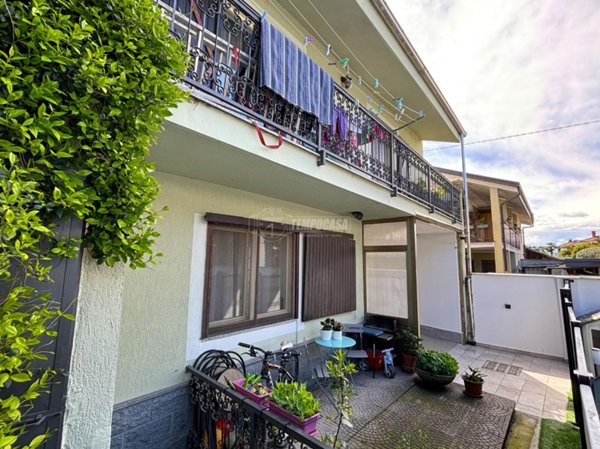 casa indipendente in vendita a Mazzè in zona Tonengo