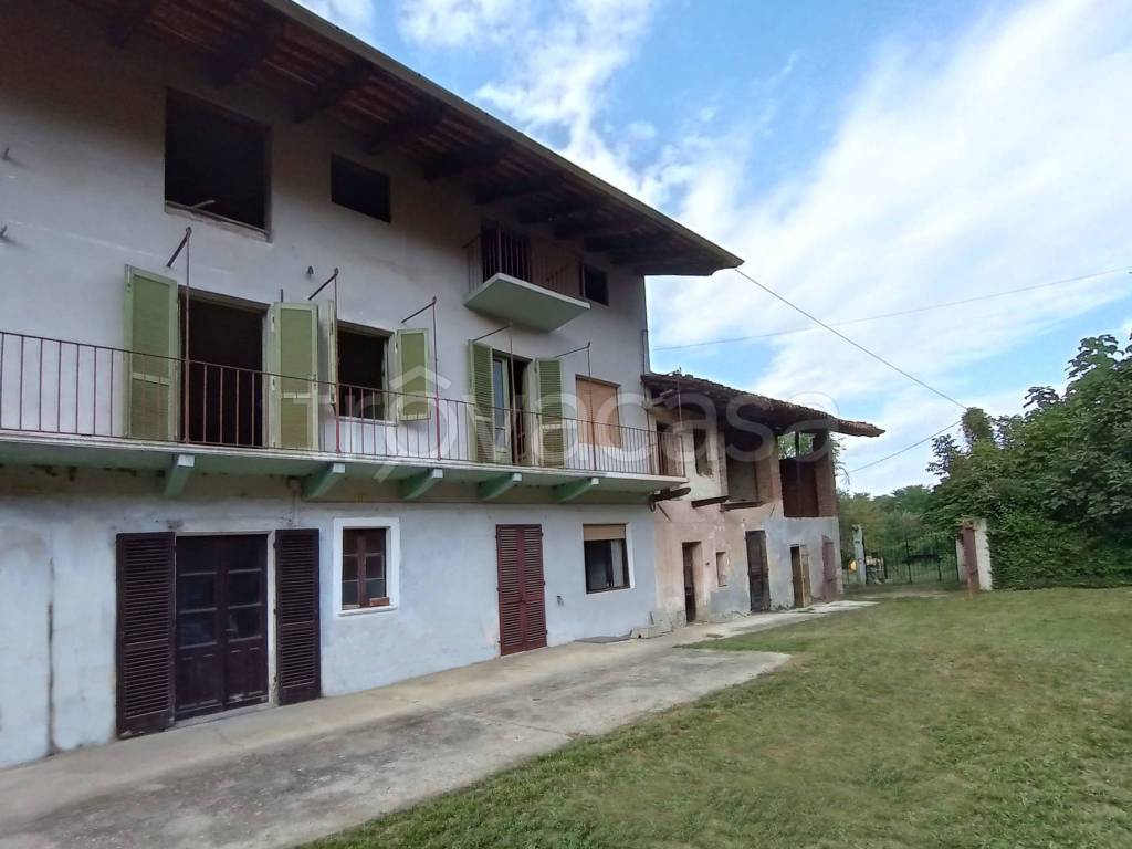 casa indipendente in vendita a Mazzè