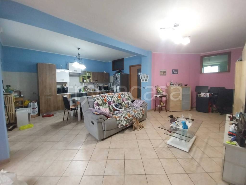 casa indipendente in vendita a Mazzè in zona Casale