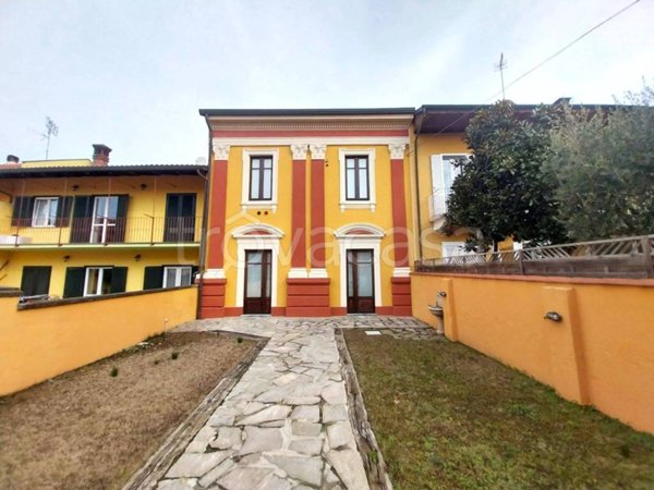 appartamento in vendita a Mazzè in zona Tonengo