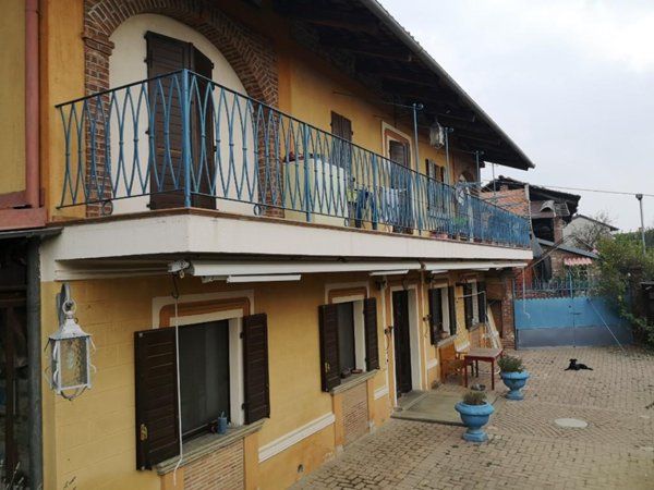 casa indipendente in vendita a Mazzè