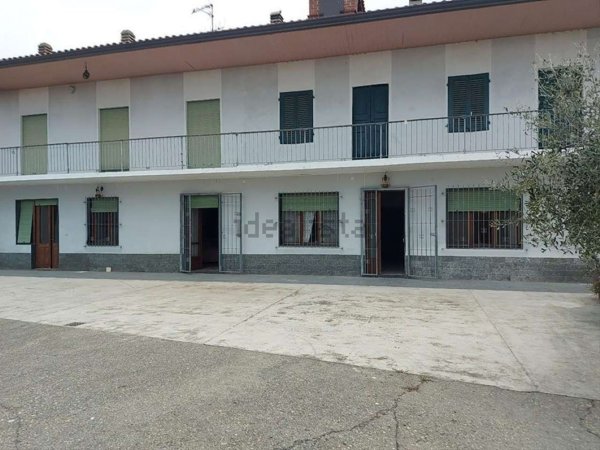 appartamento in vendita a Mazzè in zona Casale